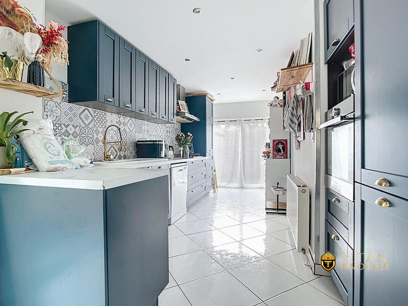 Maison - 87 m² - 5 pièces