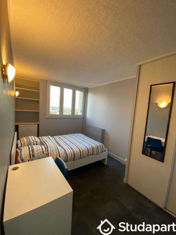 Chambre - 12 m² - 1 pièce