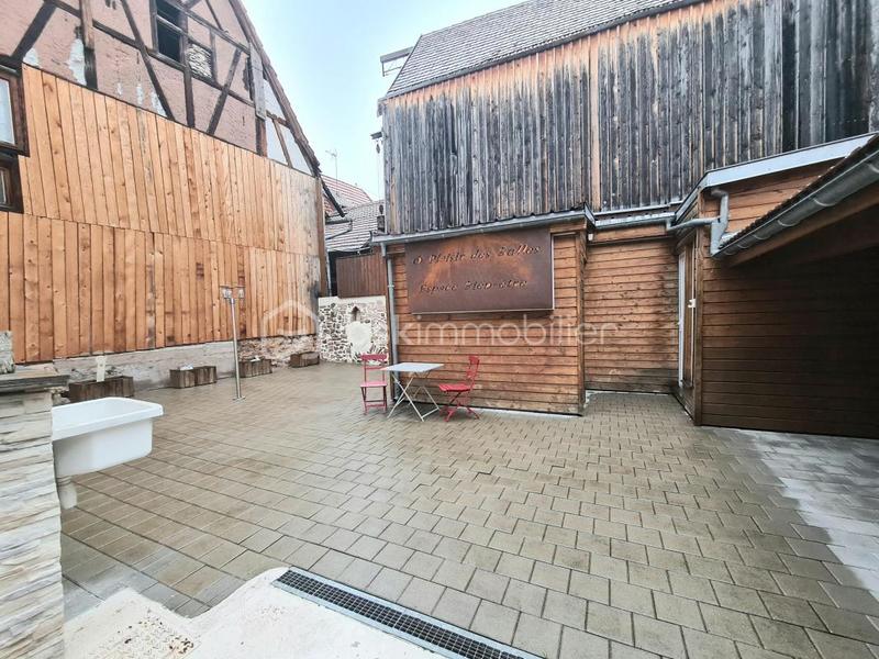 Immeuble - 116 m² - 6 pièces