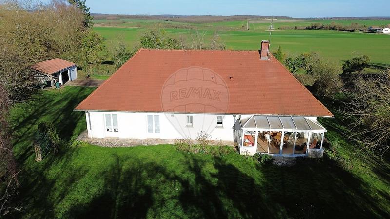 Maison - 150 m² - 7 pièces