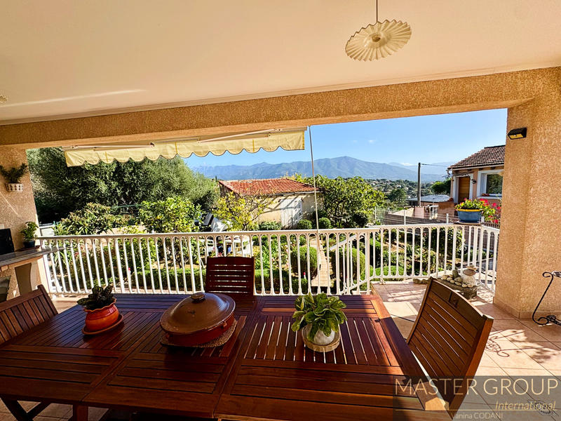 Viager - Maison - 163 m² - 6 pièces