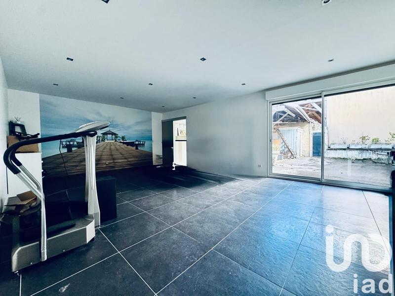 Maison de village - 304 m² - 7 pièces