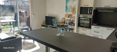 Maison - 99 m² - 4 pièces