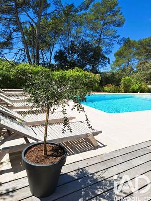 Maison - 124 m² - 7 pièces