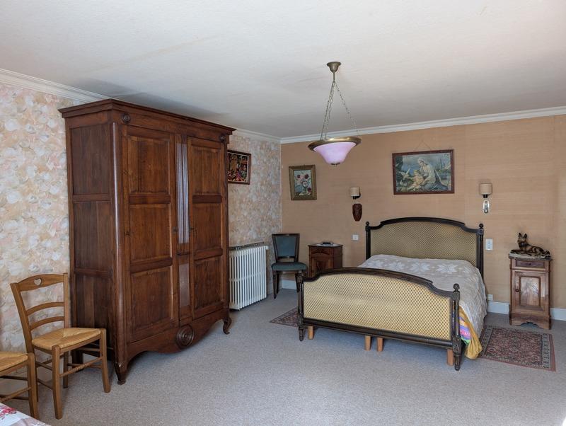 Longère - 197 m² - 9 pièces