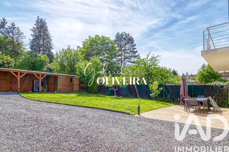 Maison - 210 m² - 7 pièces