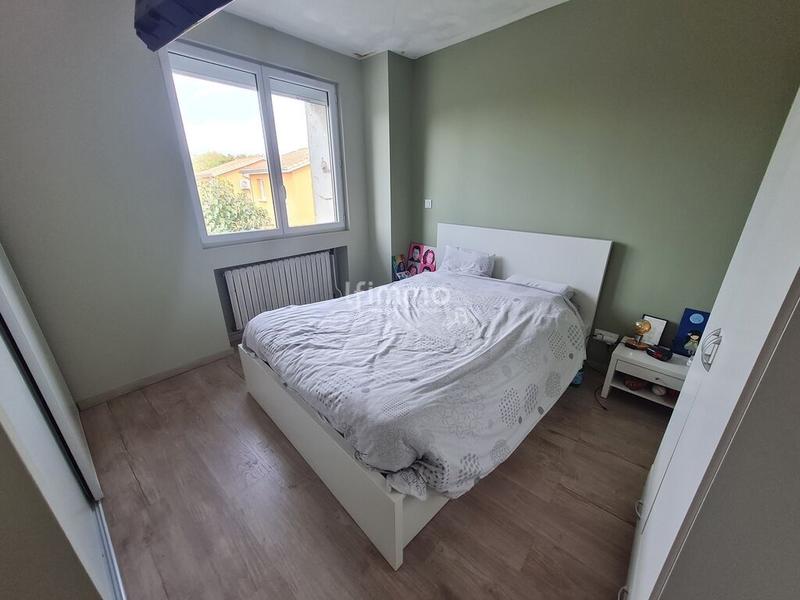 Maison - 212 m² - 9 pièces