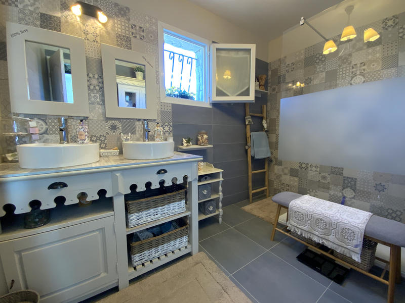 Maison - 190 m² - 7 pièces