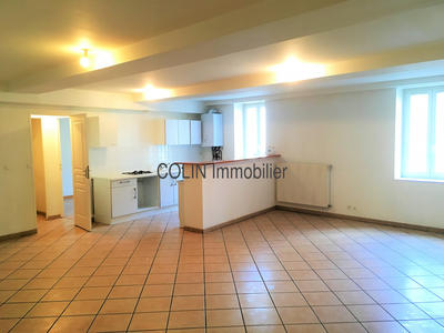 Appartement - 83 m² - 3 pièces