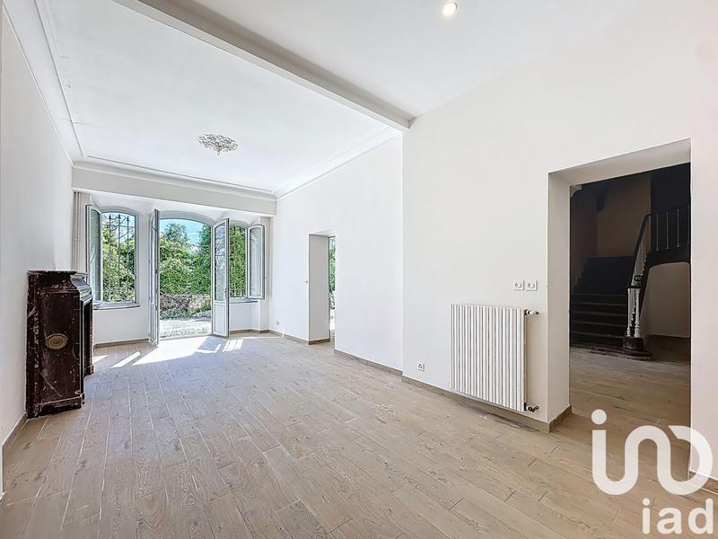 Maison - 283 m² - 10 pièces