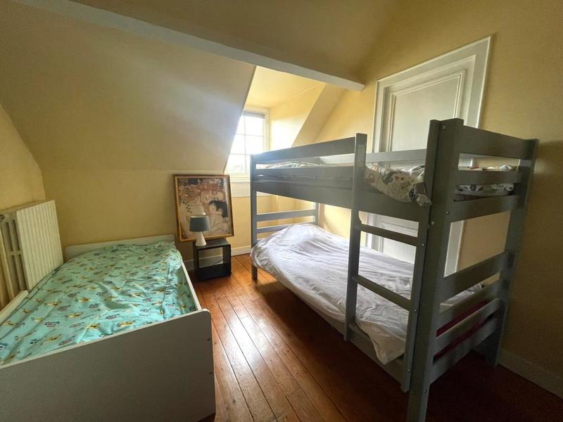 Propriété - 230 m² - 8 pièces