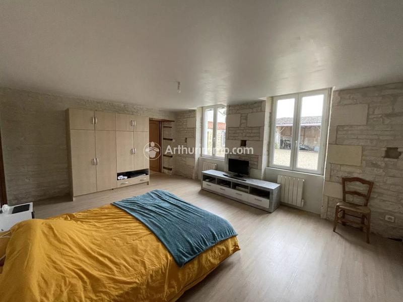 Maison - 183 m² - 8 pièces