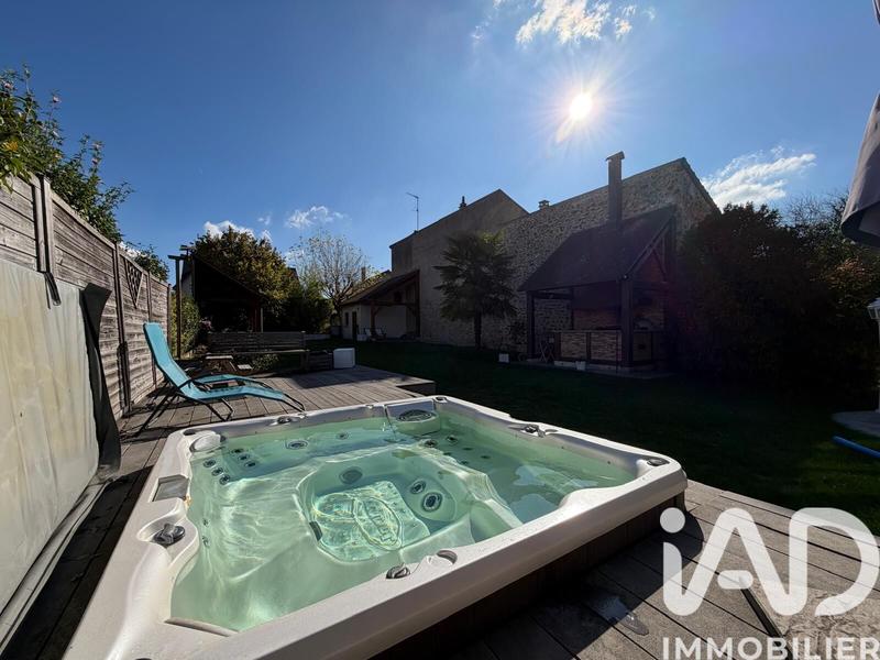 Maison - 167 m² - 6 pièces