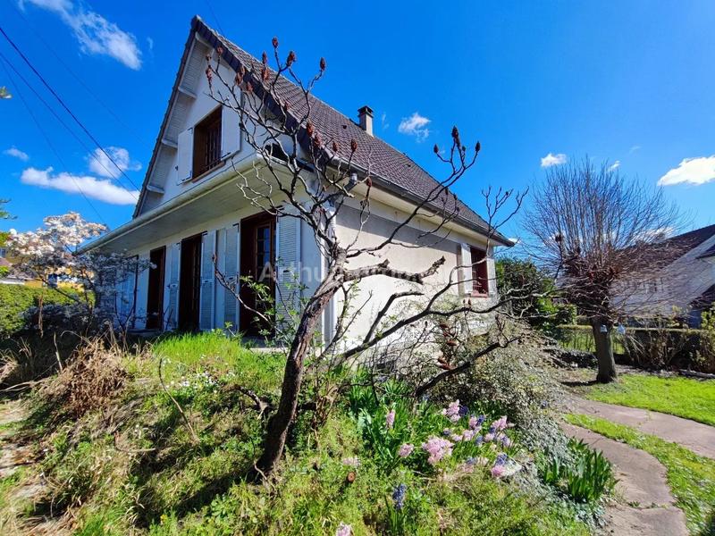 Maison - 130 m² - 6 pièces