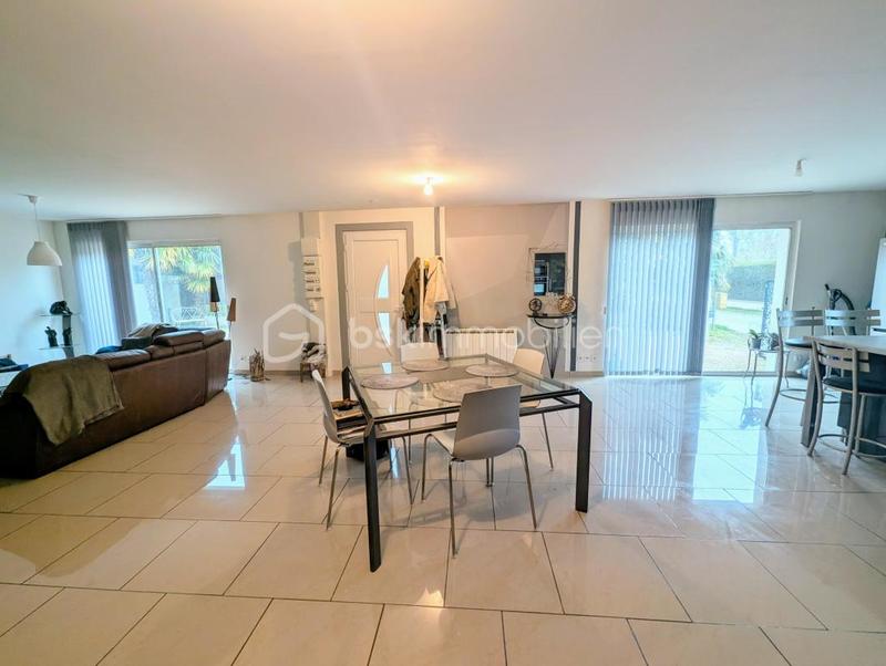 Pavillon - 123 m² - 5 pièces