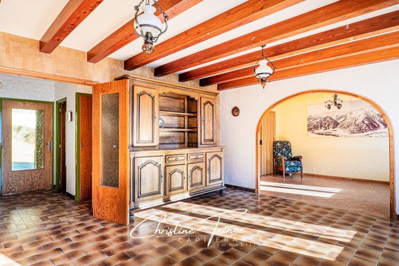 Maison - 314 m² - 12 pièces