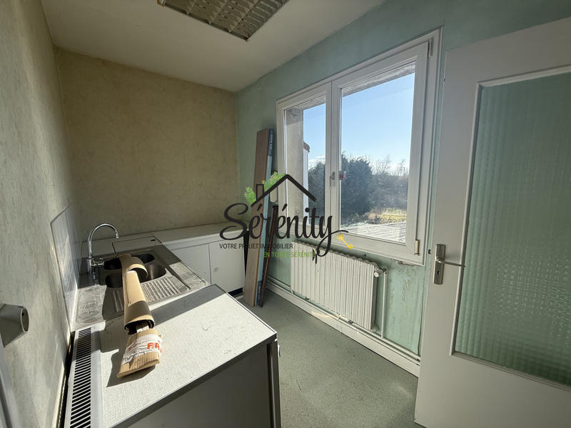 Parking / Garage - 190 m²