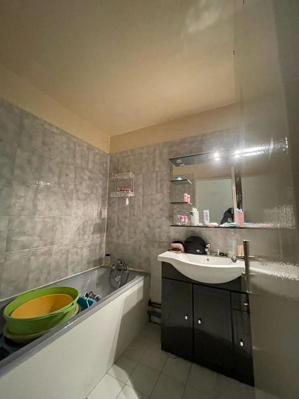 Appartement - 85 m² - 4 pièces