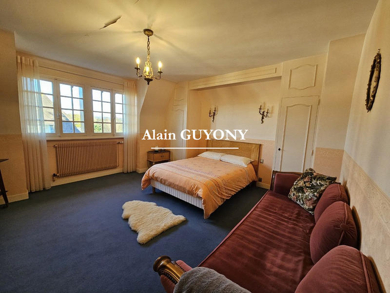 Maison traditionnelle - 144 m² - 5 pièces