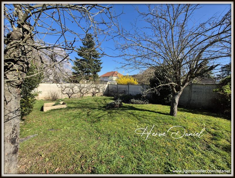 Maison traditionnelle - 120 m² - 5 pièces