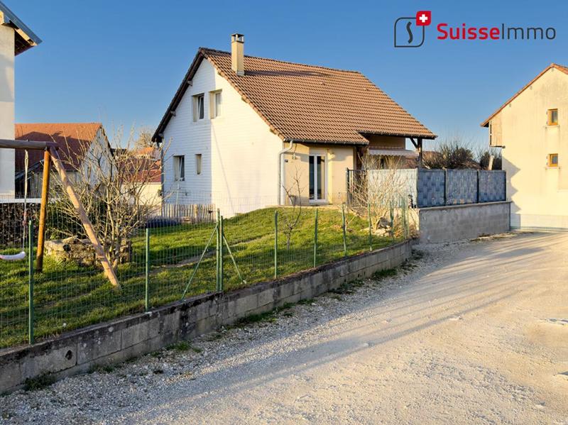 Maison - 97 m² - 5 pièces