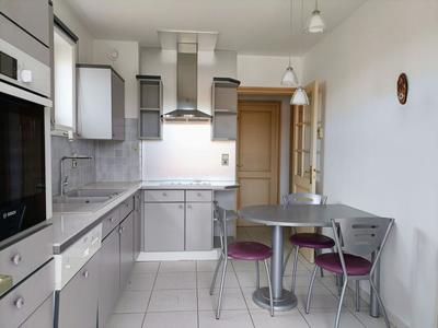 Appartement - 98 m² - 4 pièces