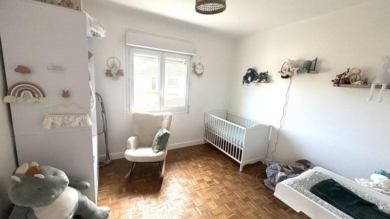 Appartement - 87 m² - 4 pièces