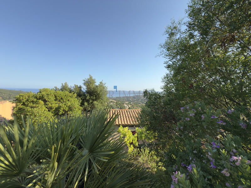 Maison - 91 m² - 5 pièces