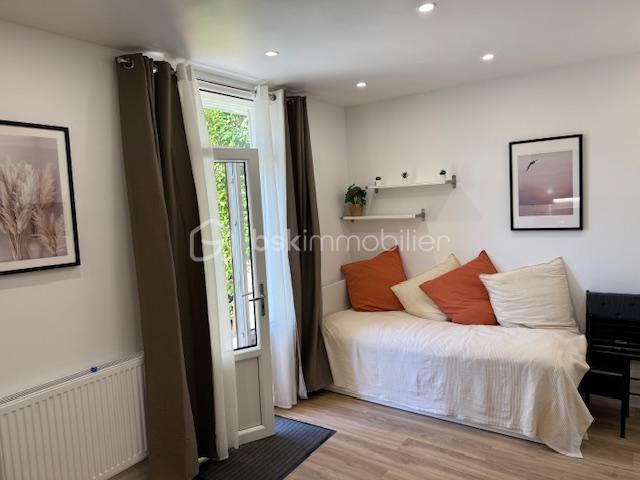 Immeuble - 190 m² - 11 pièces