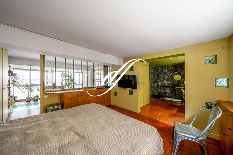 Local d'activités - 152 m²