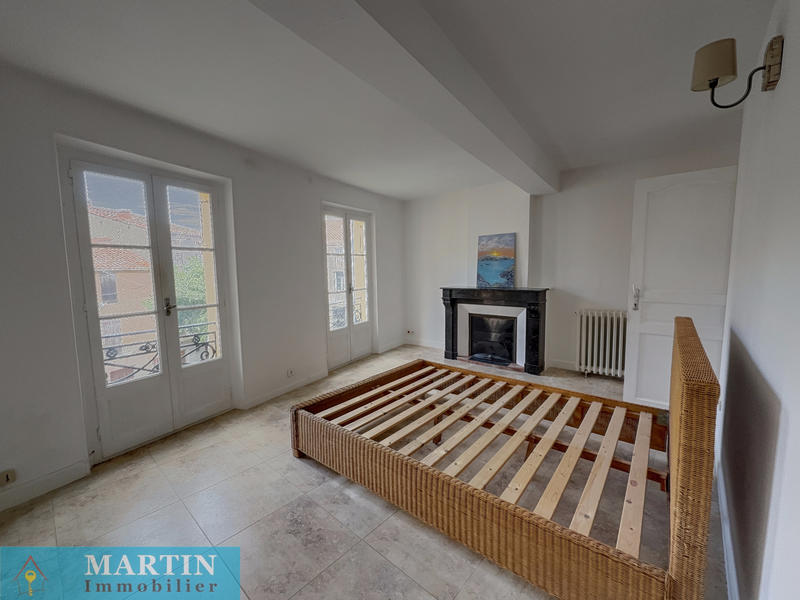 Maison - 213 m² - 9 pièces