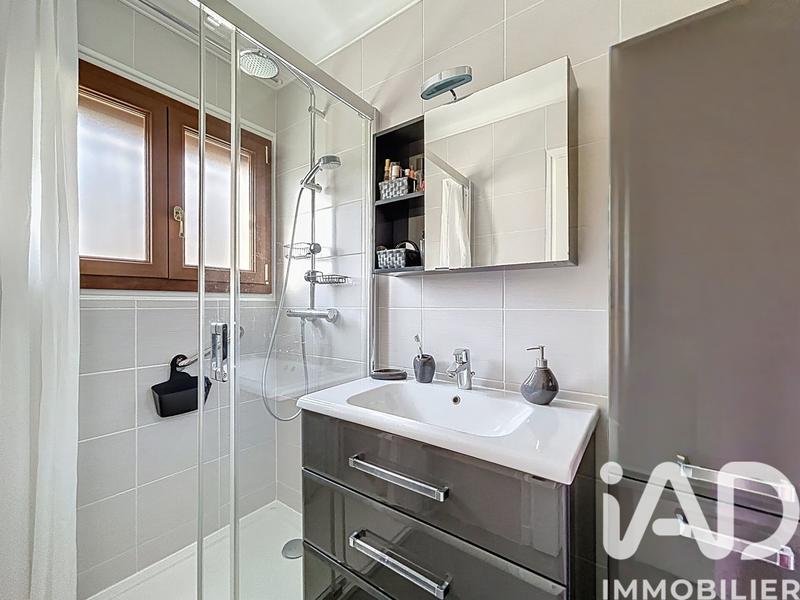 Maison - 81 m² - 5 pièces