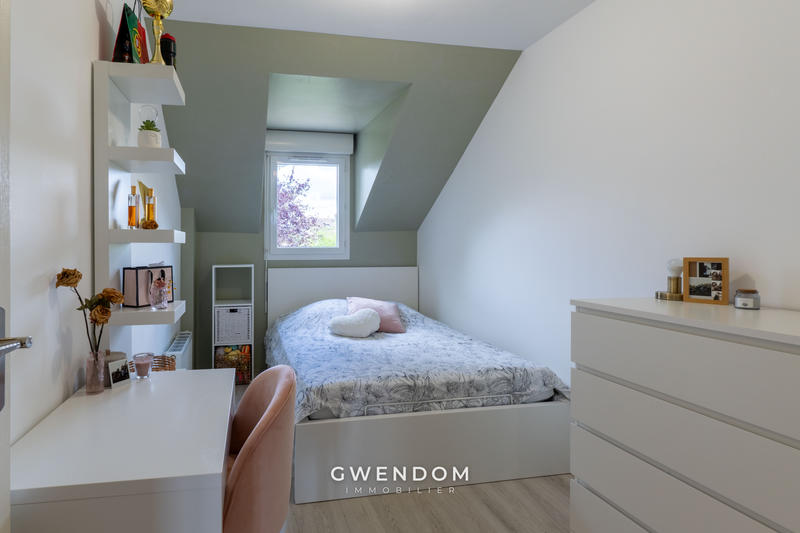 Maison - 81 m² - 5 pièces