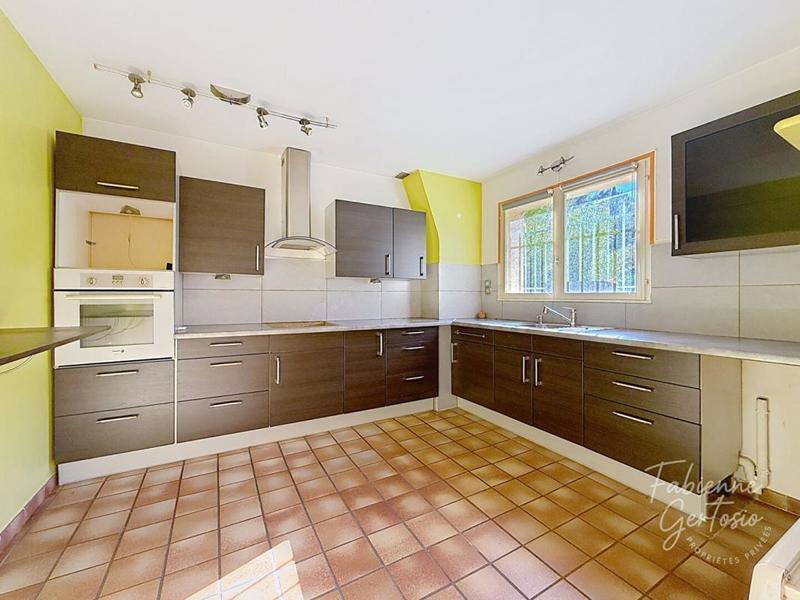 Maison - 149 m² - 6 pièces