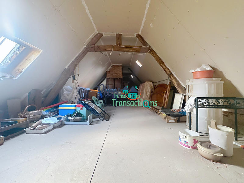 Maison - 104 m² - 4 pièces