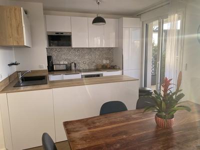 Appartement - 94 m² - 4 pièces