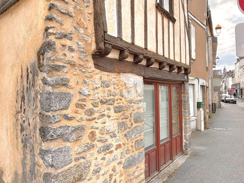 Immeuble - 98 m² - 5 pièces