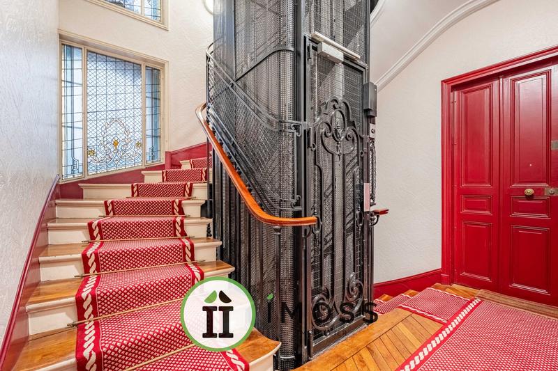 Appartement - 100 m² - 4 pièces