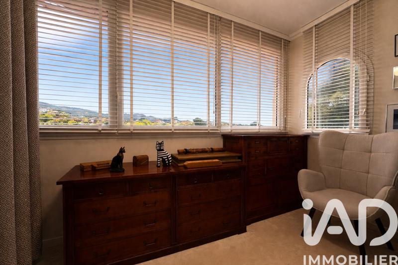 Maison - 190 m² - 6 pièces