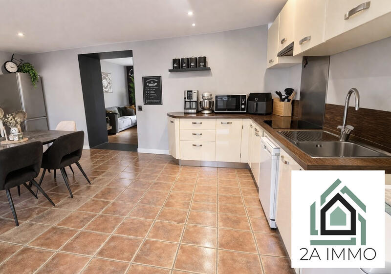 Maison - 106 m² - 6 pièces