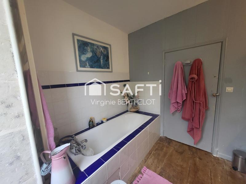 Maison - 268 m² - 8 pièces