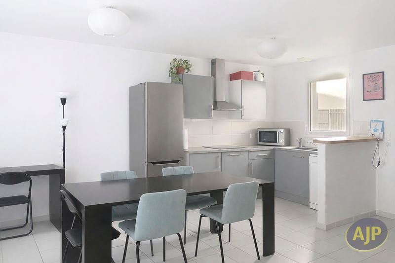 Maison - 79 m² - 4 pièces