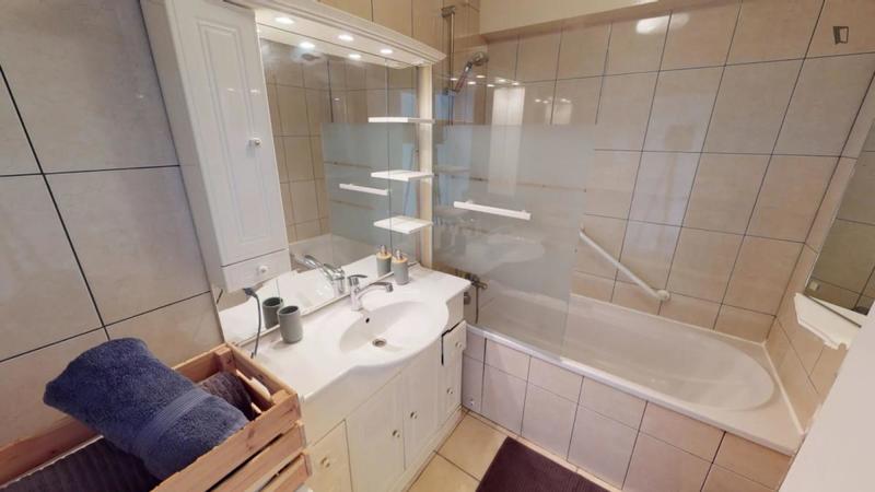 Chambre - 12 m² - 3 pièces