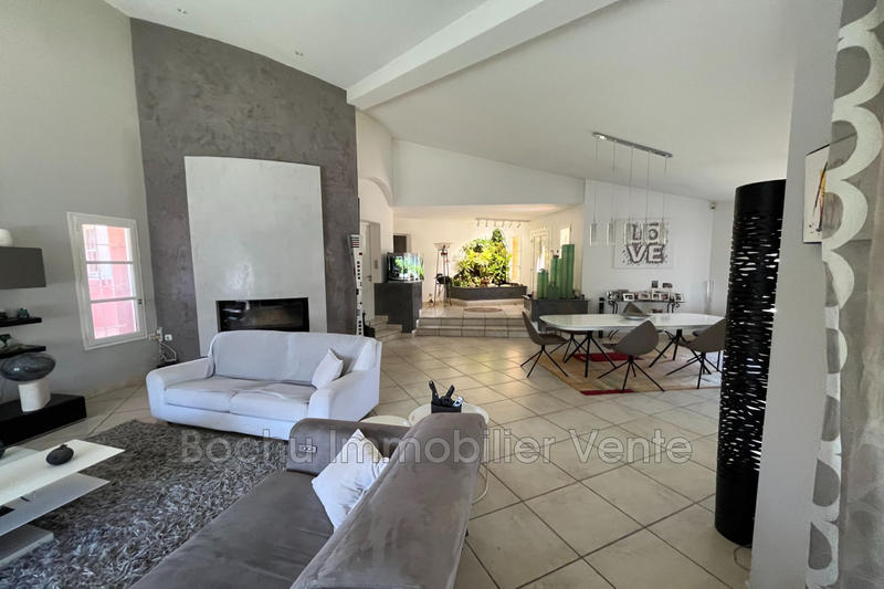 Villa - 200 m² - 5 pièces