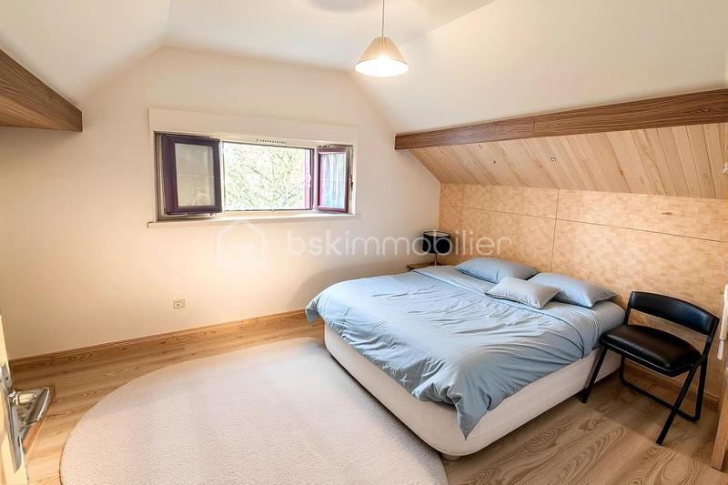 Maison traditionnelle - 82 m² - 4 pièces