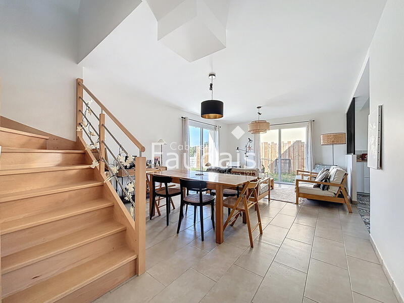 Maison - 117 m² - 5 pièces