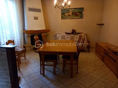 Pavillon - 90 m² - 5 pièces