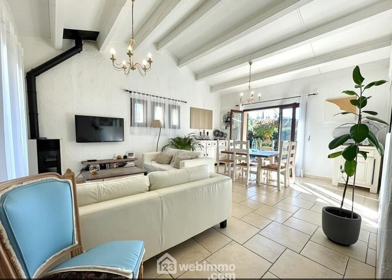 Villa - 100 m² - 4 pièces