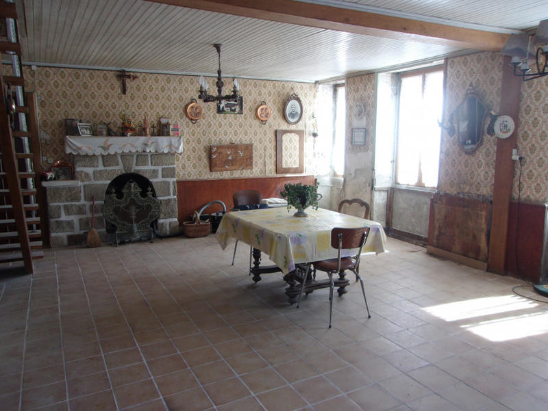 Maison - 150 m² - 7 pièces