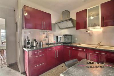 Maison - 104 m² - 6 pièces